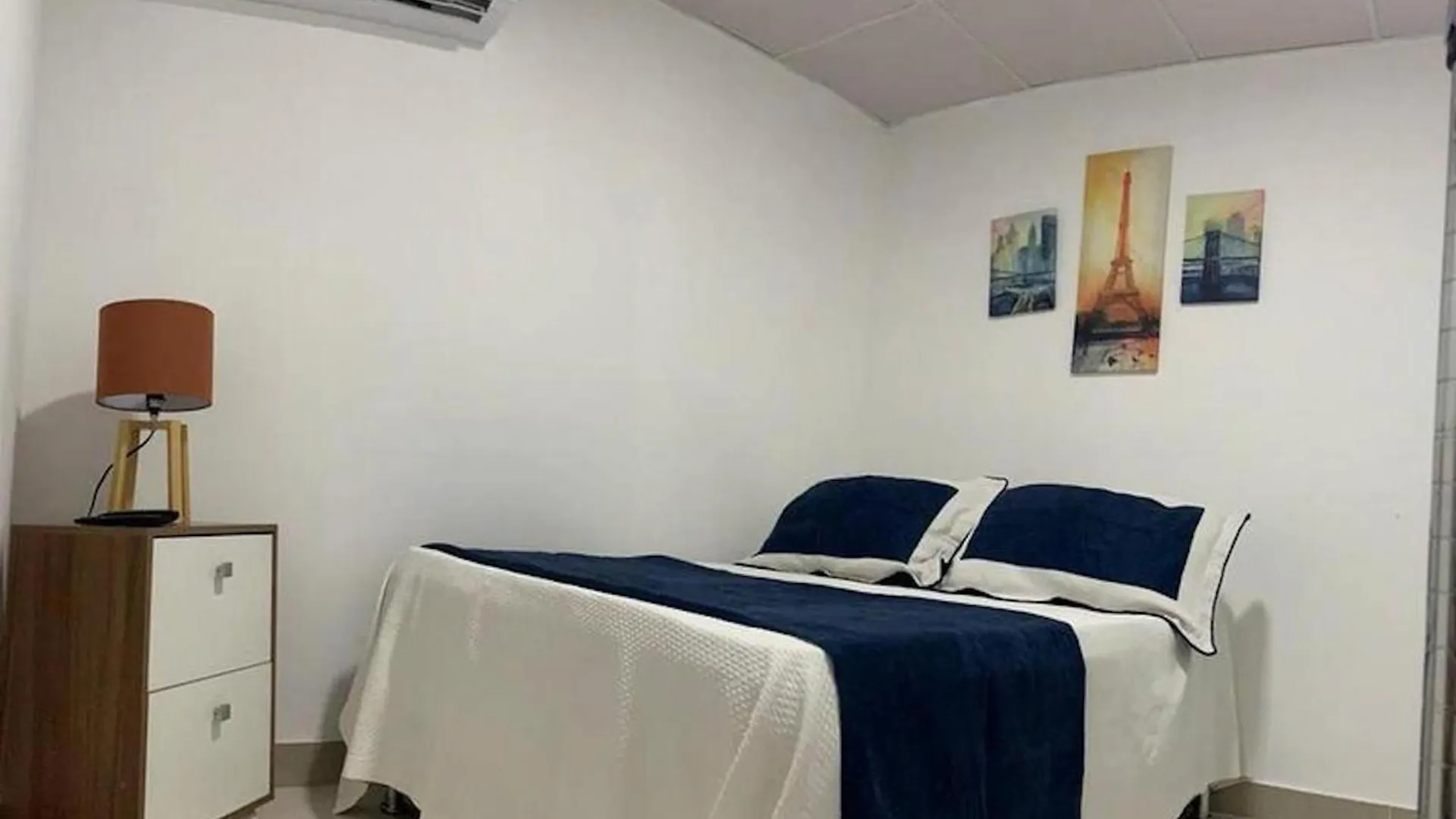 Room In Condo - Malecon Cozy Private Room 6 산토도밍고 0*,  도미니카 공화국